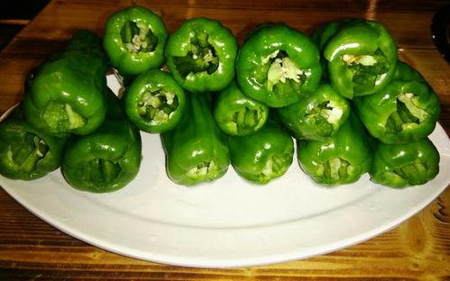 梦到树上接辣子瓜吃,树上辣子瓜的奇幻之旅