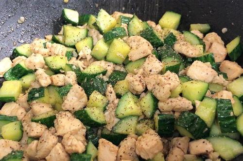 吃瓜鸡盒子,一场美食与文化的盛宴